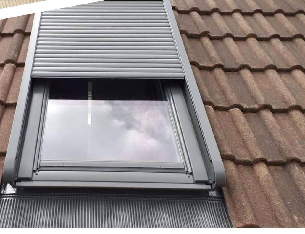 Avant - Fenêtre de toit / Velux